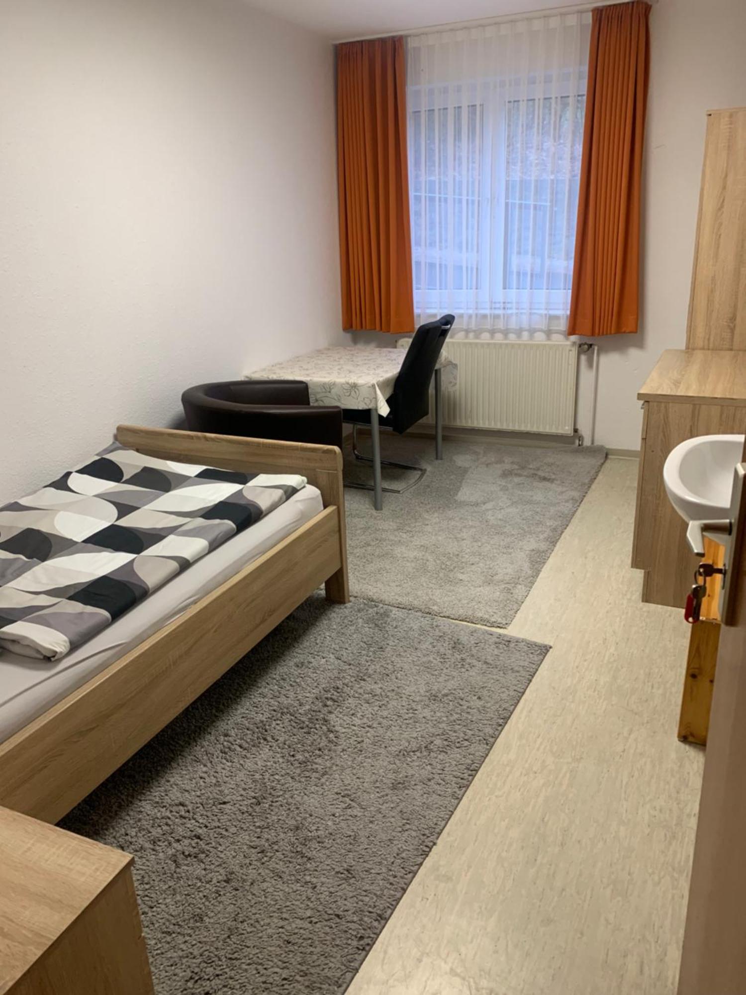 Monteure & Handwerker Einfach, Unkompliziert Und Preiswert In Alsfeld Exteriör bild